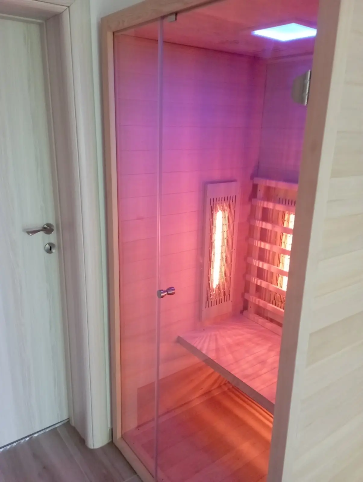 Infra sauna model 6